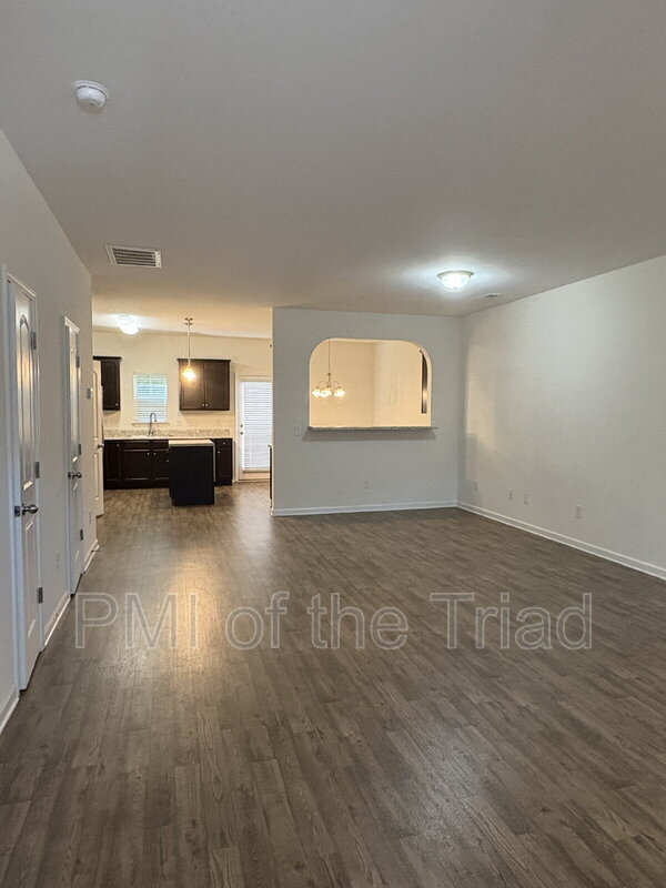 Foto del edificio - 5324 Farm House Trail