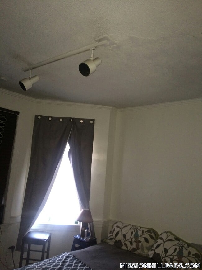 Building Photo - 55 S Huntington Ave