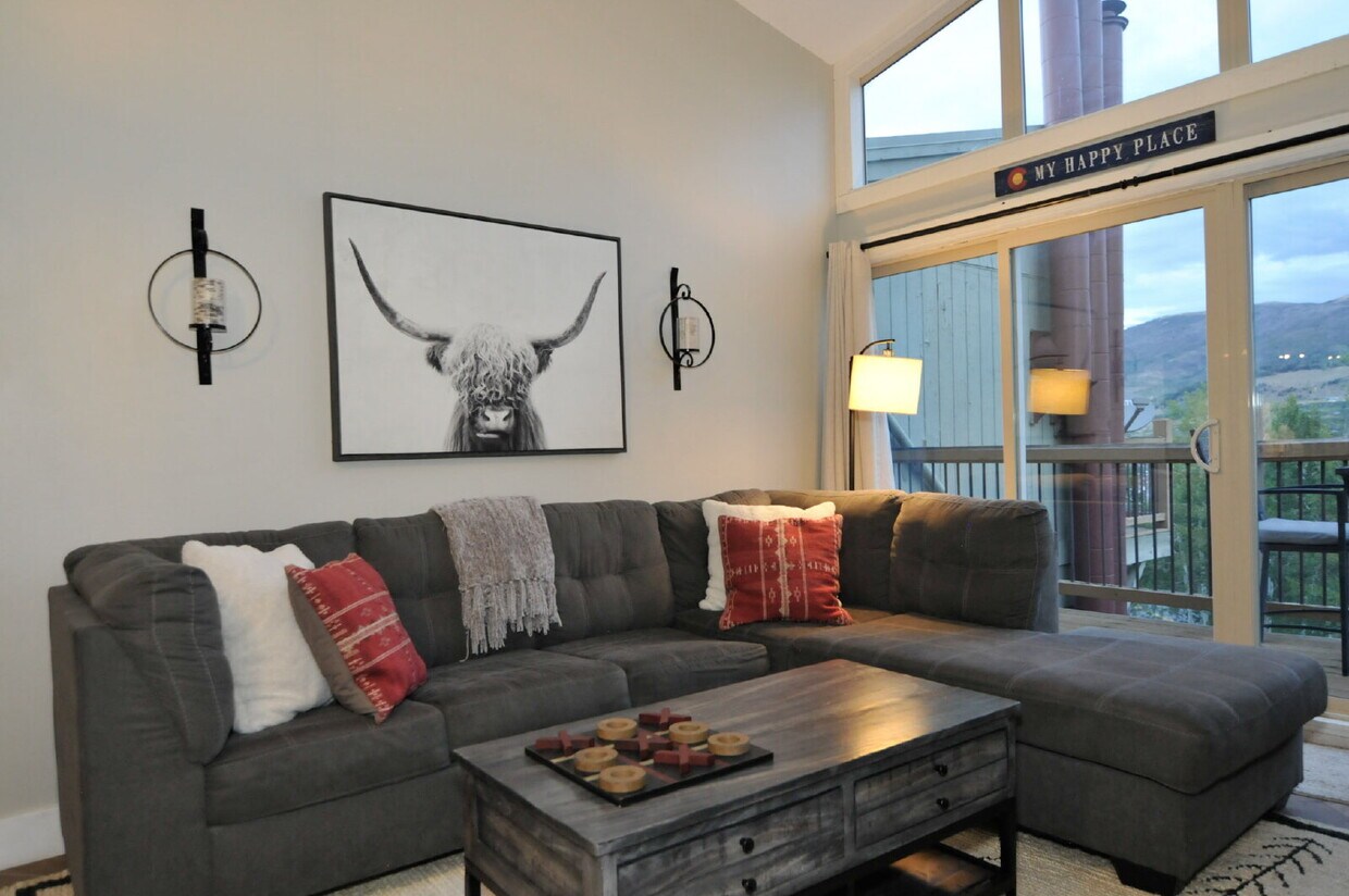 Primary Photo - 3 bedroom condoo in Wildernest available f...
