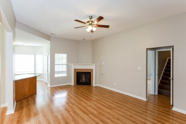 Building Photo - 9186 Tahoe Dr