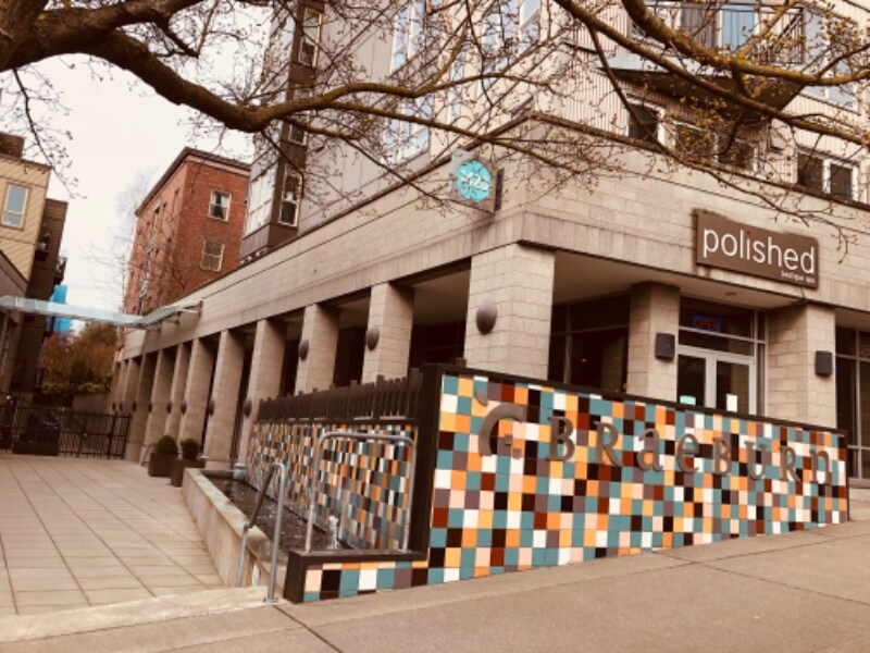 Photo - 1420 E Pine St (Seattle, WA)