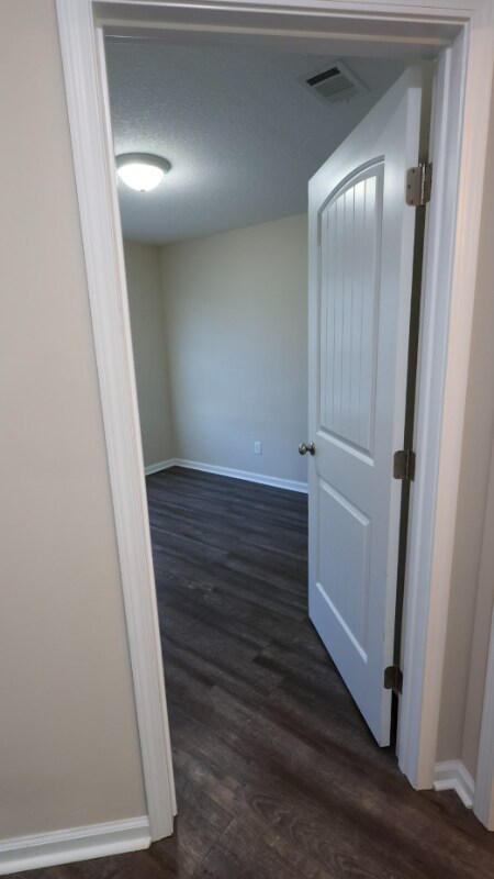 Building Photo - 123 Villa Rd