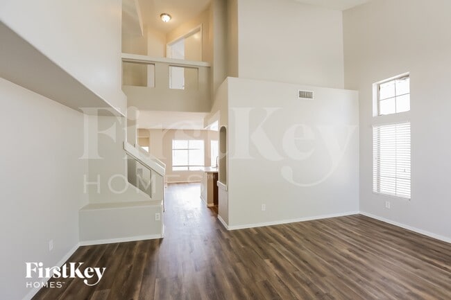 Foto del edificio - 7963 W Marlette Ave