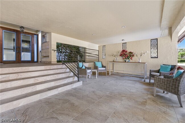 Foto del edificio - 6080 Pelican Bay Blvd