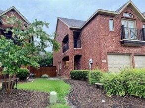 Building Photo - 413 Gershwin Way