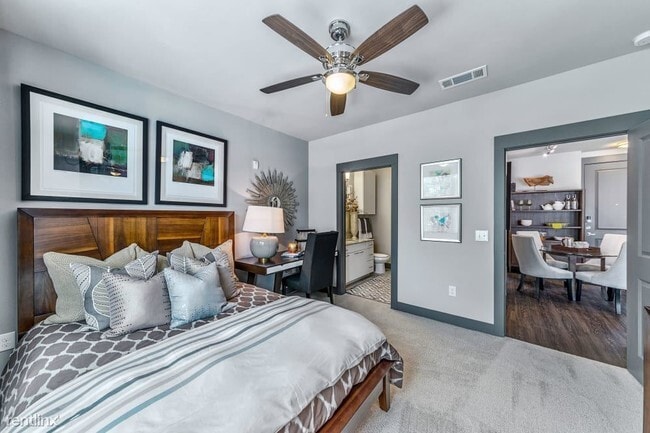 Photo - 604 N Eldridge Pkwy Apartment