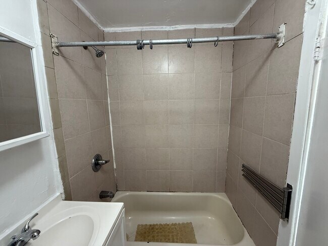 Foto del edificio - 1270 Hampshire St