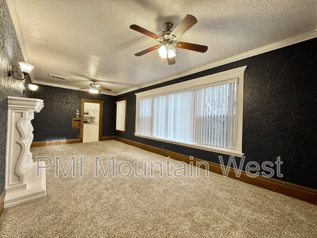 Building Photo - 163 S 200 E