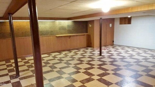Foto del edificio - 21216 Francis St