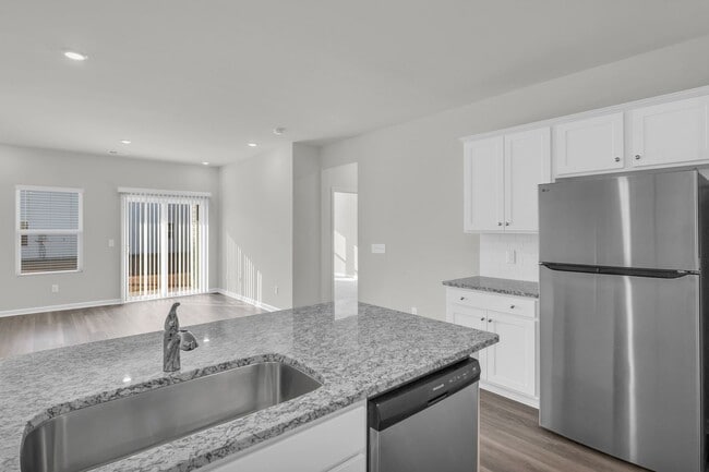 Foto del edificio - 246 Arnette Dr