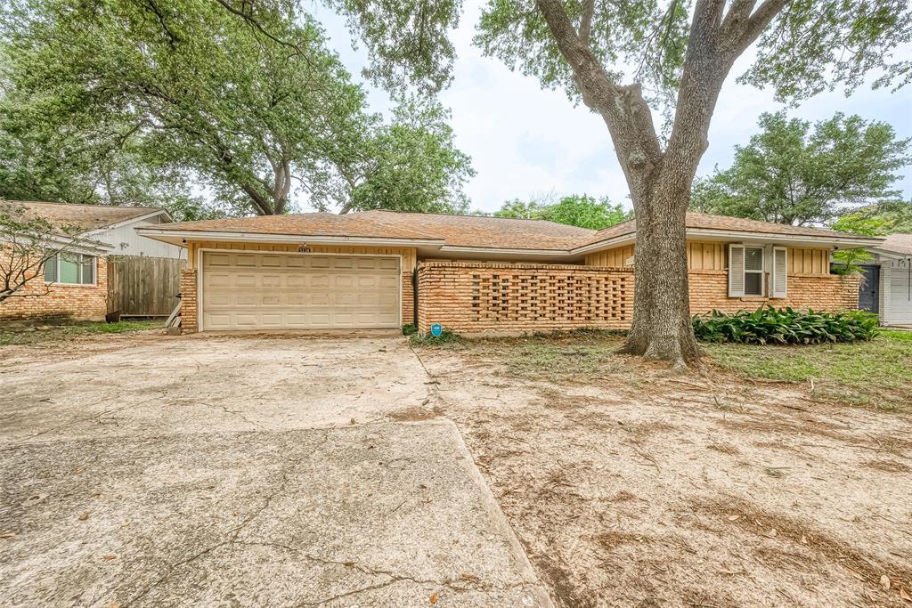 Foto principal - 5238 Beechnut St