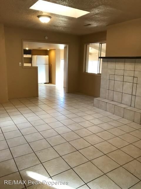 Foto del edificio - 536 S O'Leary St