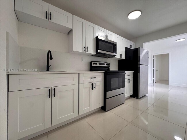 Foto del edificio - 541 E 38th St