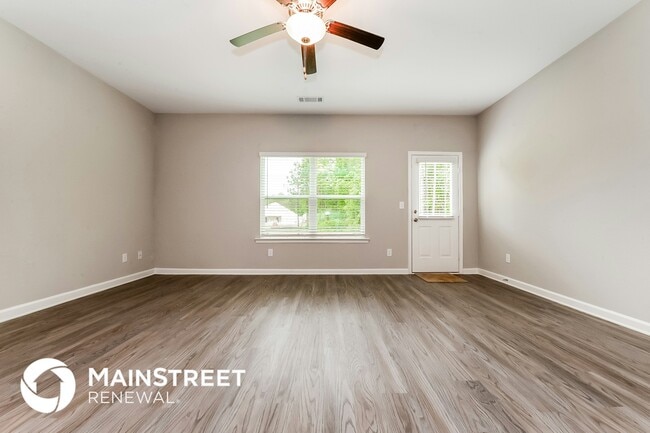 Building Photo - 135 Ashley Trace