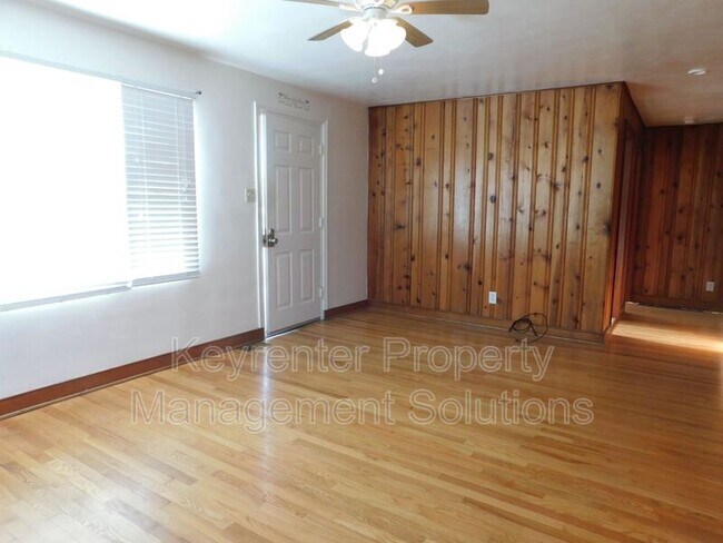 Building Photo - 277 Skyview Cir