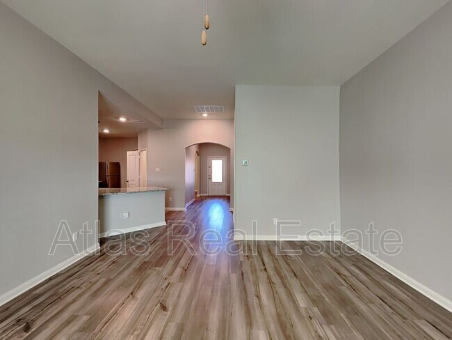 Foto del edificio - 13624 Fehrman Rd