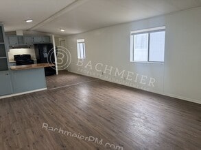 Building Photo - 515 SW 14th St