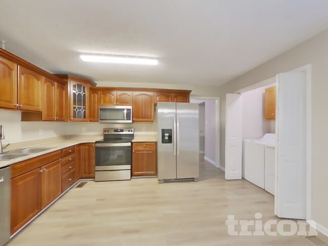 Building Photo - 3009 Blackwood Dr