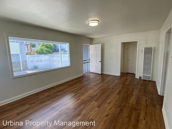 Foto del edificio - 2 br, 1 bath House - 884 Petaluma Boulevar...