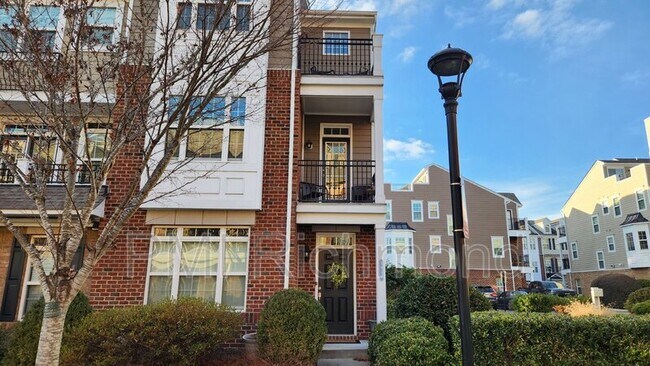 Building Photo - 3910 Brownstone Blvd