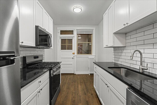 Foto del edificio - 905 W Altgeld St