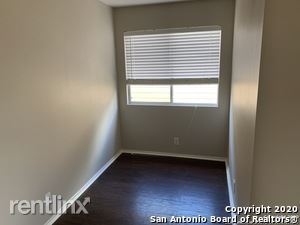 Building Photo - 4 br, 2.5 bath House - 208 Jordan Pl