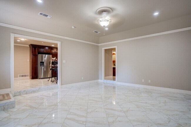 Building Photo - 3402 75th St