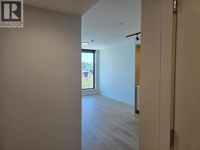 Building Photo - 5189 Earles St