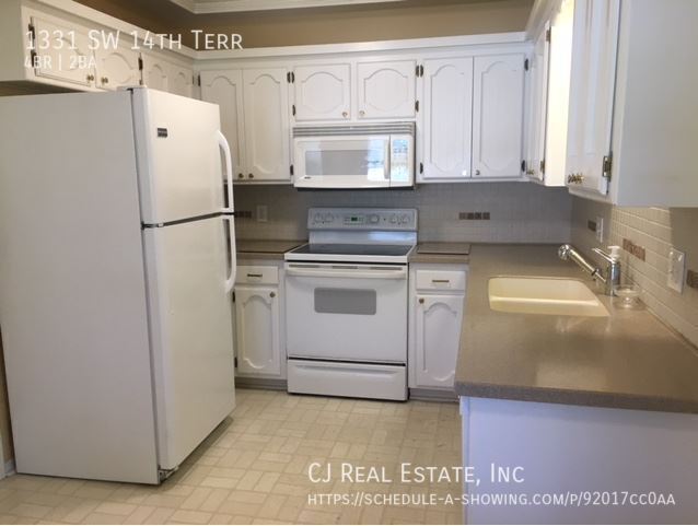 Foto del edificio - 1331 SW 14 Terrace