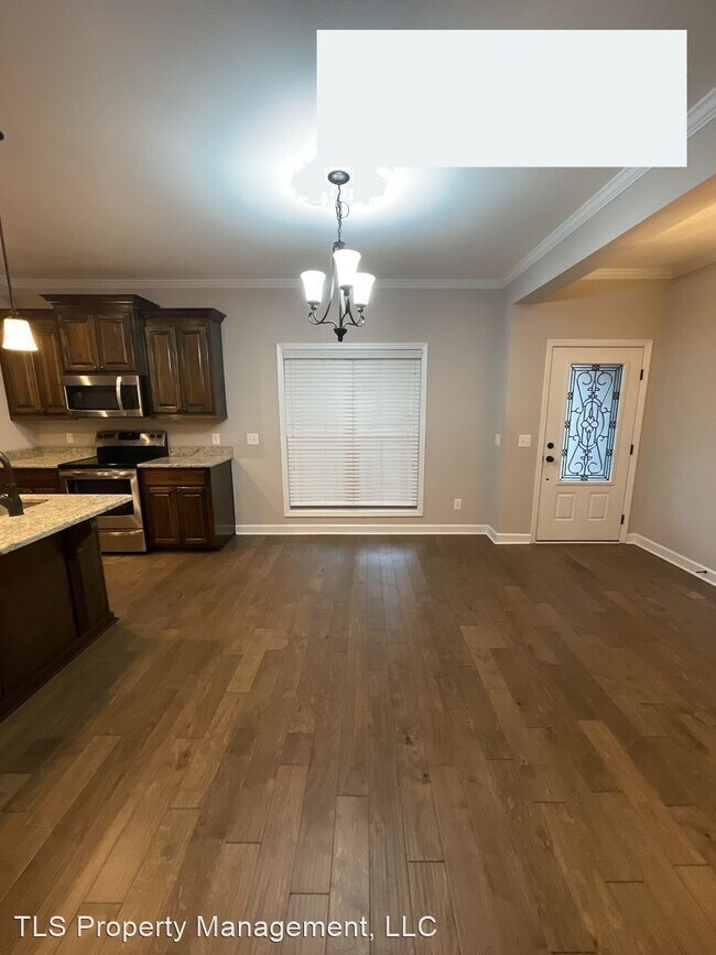 Building Photo - 4 br, 2 bath House - 605 Valley Stream Drive