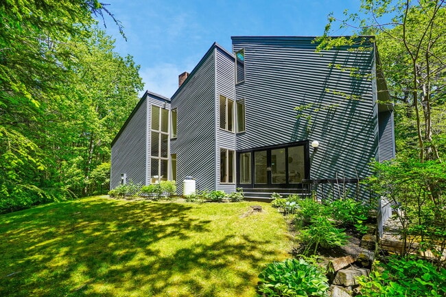 Building Photo - 53 Waites Landing Rd