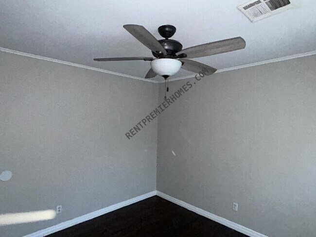 Foto del edificio - 47 E 53rd Pl