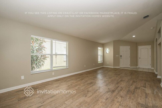 Foto del edificio - 19038 Dunlap Ct
