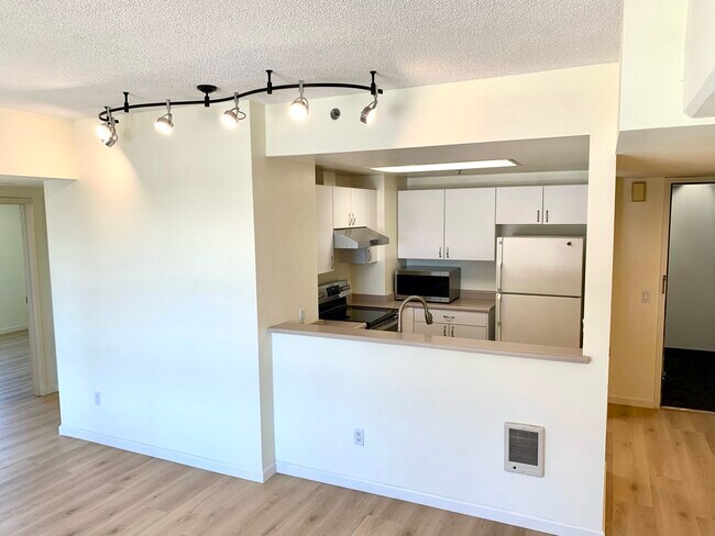 Foto del edificio - 988 Franklin St