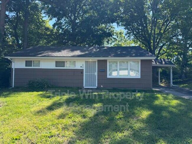 Building Photo - 5570 Winchelsea Dr