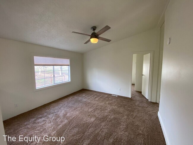 Foto del edificio - 4 br, 2 bath House - 4656 13 1/4 Ave