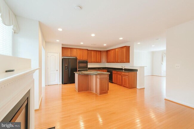 Building Photo - 13522 Mist Flower Dr
