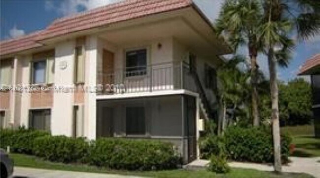 Building Photo - 209 Lakeview Dr