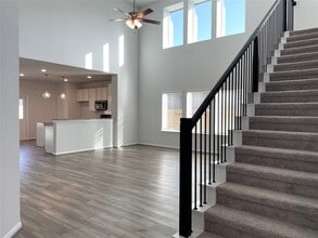 Building Photo - 5002 Winnipeg Blvd