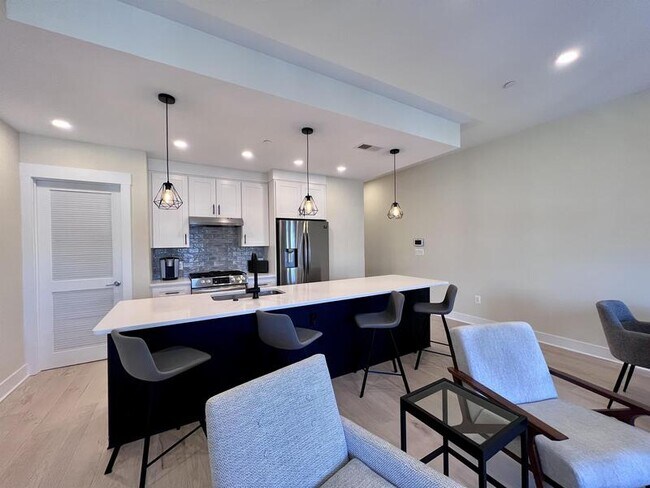 Foto del edificio - 822 Kennedy St NW