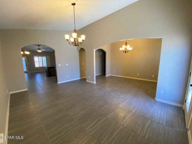 Building Photo - 14505 Hunters Grove Ave