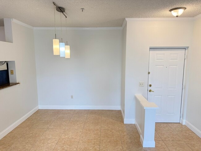 Building Photo - 1407 Tuscany Way