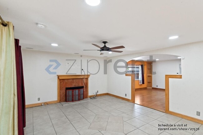 Building Photo - 1675 Kingman Ave