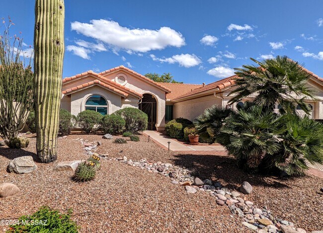 Building Photo - 38135 S Rolling Hills Dr