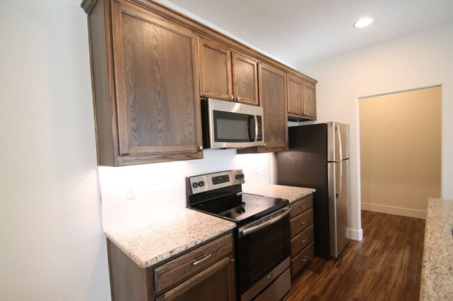 Photo - 8033-8035 Arbor Apartment