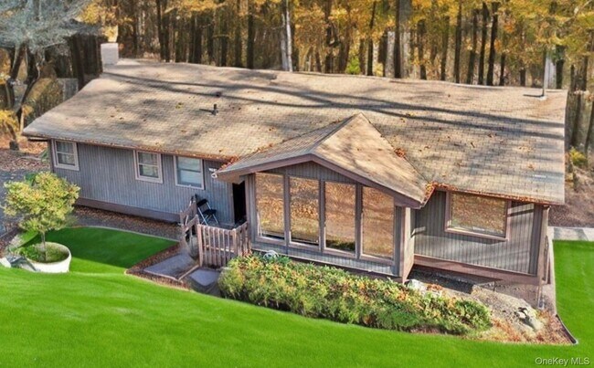 Foto del edificio - 9 Country Club Ln