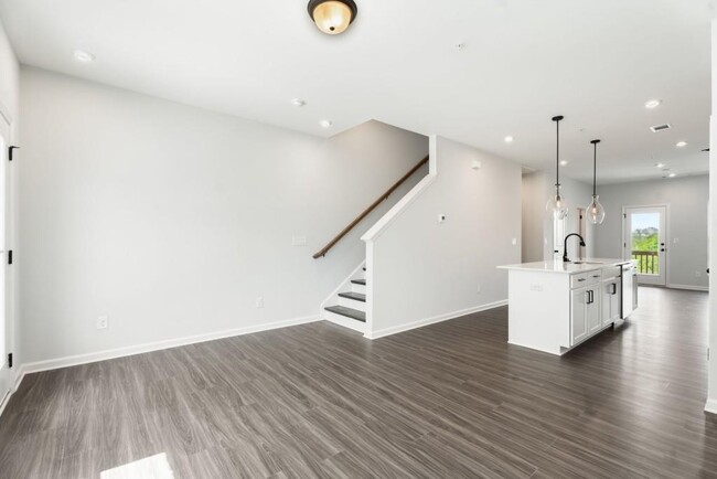 Foto del edificio - 367 Skylar Way SE