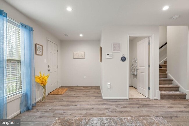 Foto del edificio - 15981 Marsh Pl