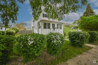 Building Photo - 2540 Gilboa Ave