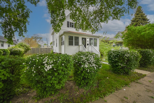 Primary Photo - 2540 Gilboa Ave
